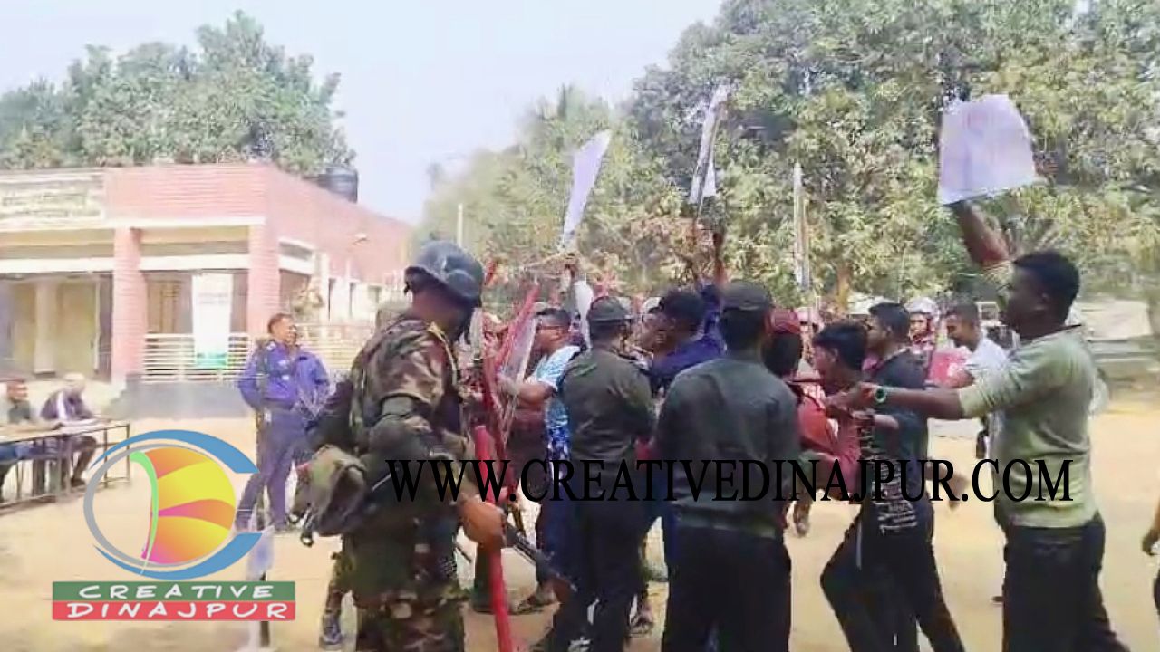 ঘোড়াঘাটে নির্বাচনে সহিংসতা ঠেকাতে যৌথ বাহিনীর মহড়া