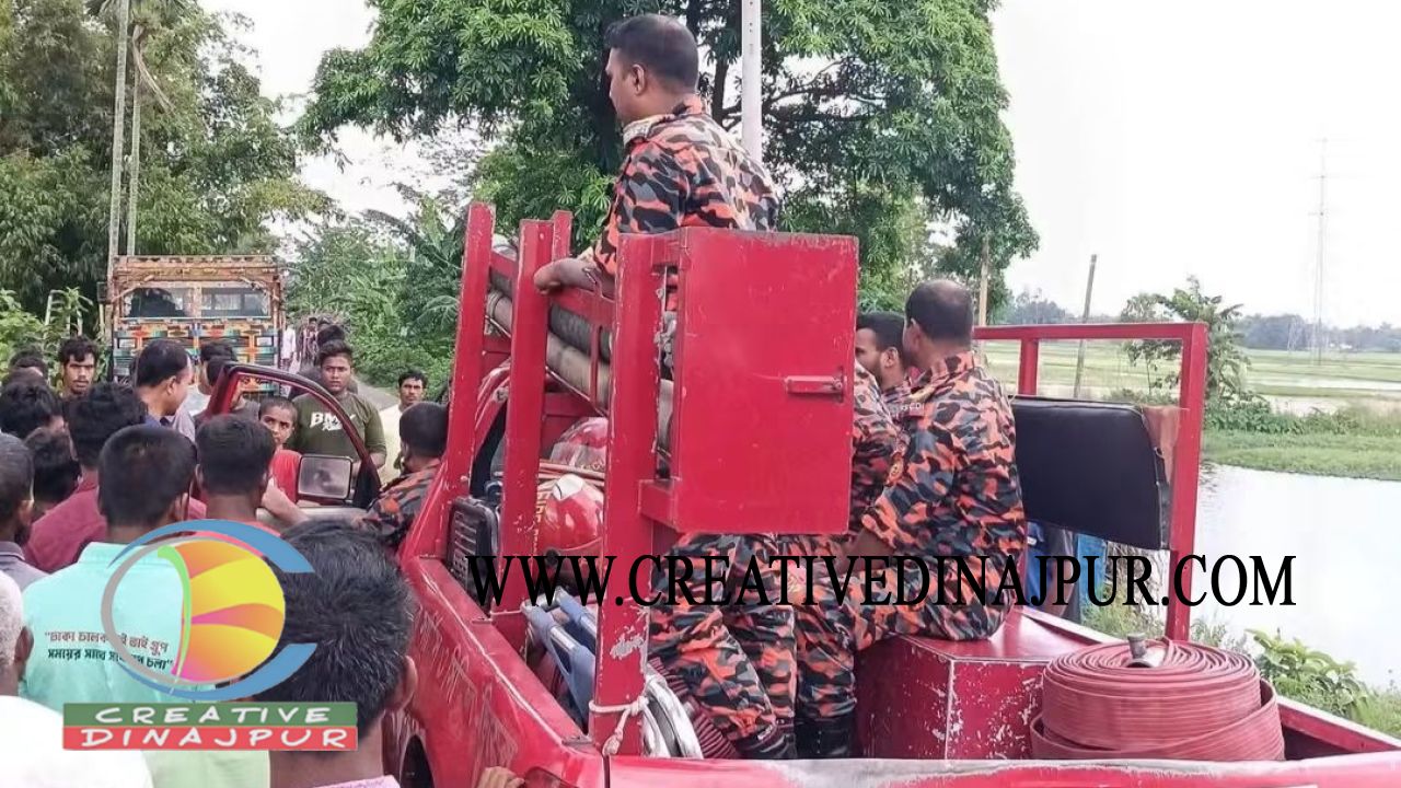খানসামায় ইজিবাইক ও গরুবাহী টেম্পুর মুখোমুখি সংঘর্ষে চালক নিহত, আহত ৪