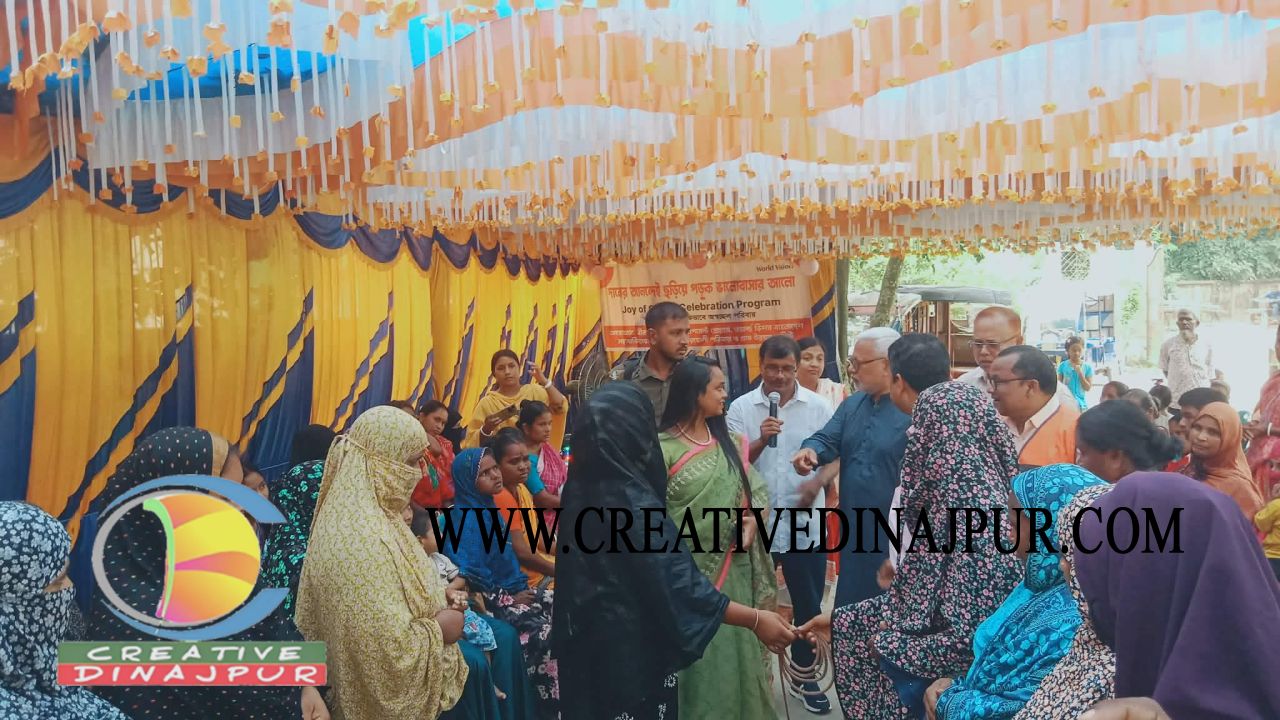 ছাগল পেল বীরগঞ্জের ৫০ অসহায় পরিবার, স্বাবলম্বী হওয়ার নতুন স্বপ্ন
