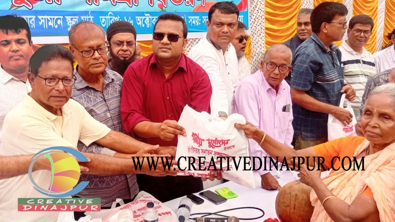 পাঁচবিবিতে দুর্গাপূজার উপহার দিলেন ছাত্রদল নেতা শামীম